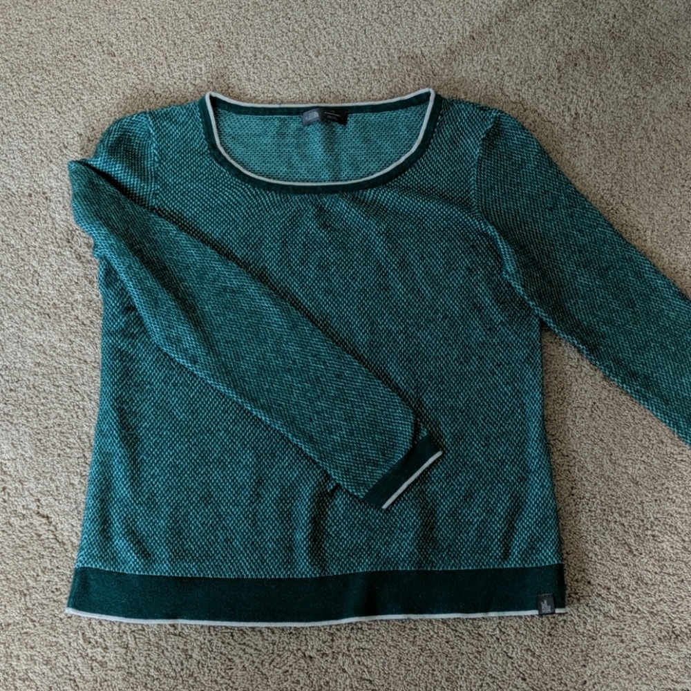 Northface Cotton/Wool/Cashmere Long Sleeve